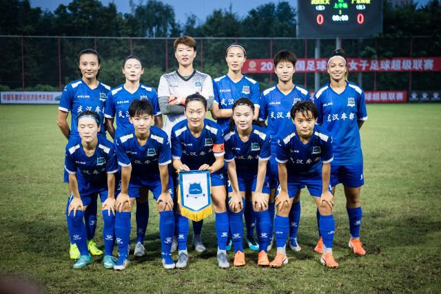 三亚亚沙会丨范俊杰夺得赛会首金 中国队包揽游跑两项个人赛金牌