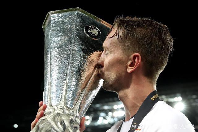 湖人旧将签约新疆男篮 曾与科比书豪做过队友