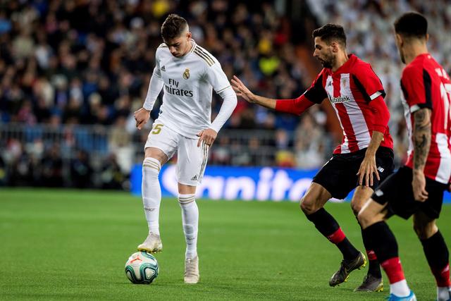 雷霆力克卫冕冠军豪取15连胜 鹈鹕轻取奇才